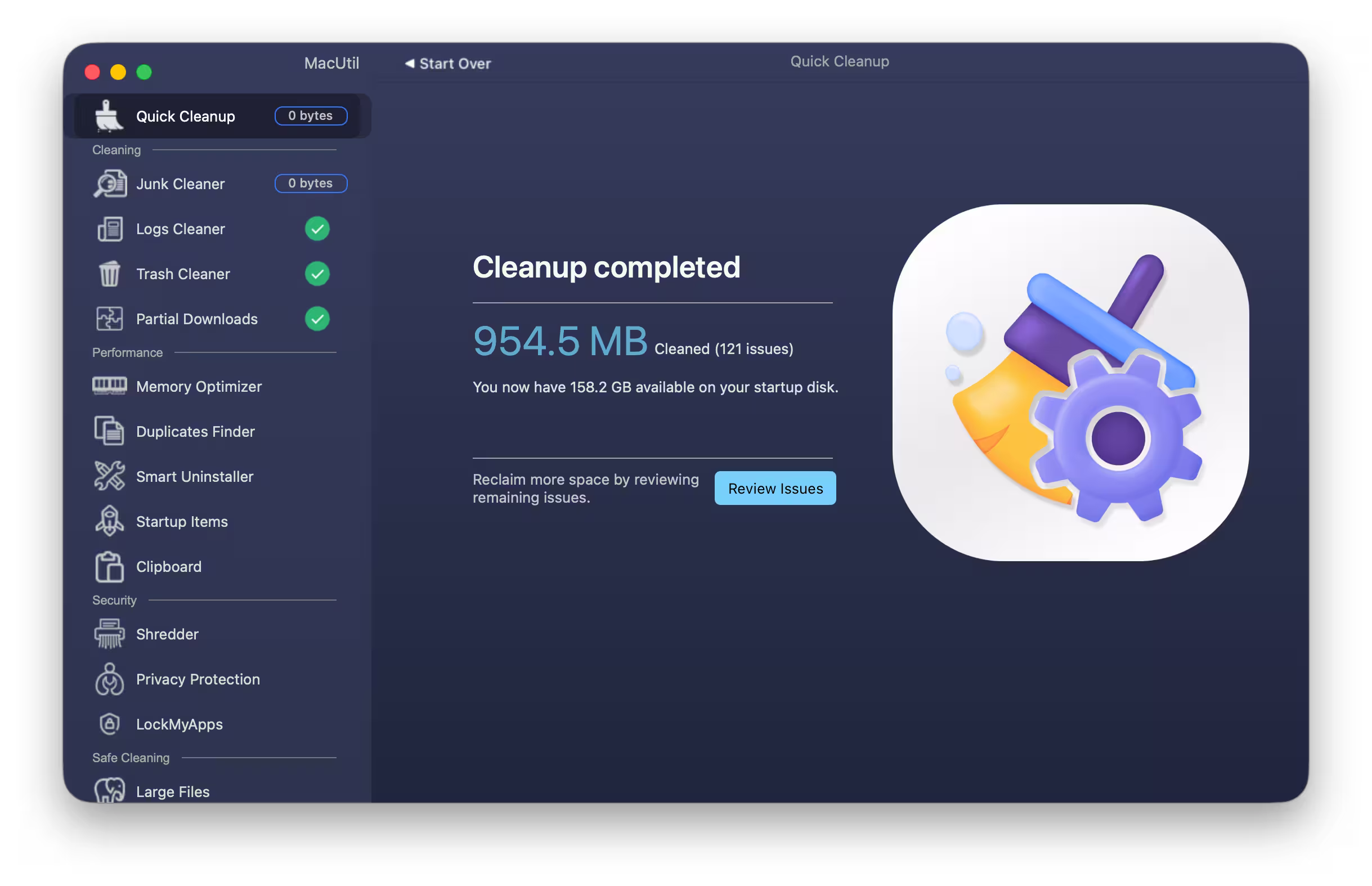MacUtil reporting 954.5 MB cleaned and 158.2 GB available on the startup disk